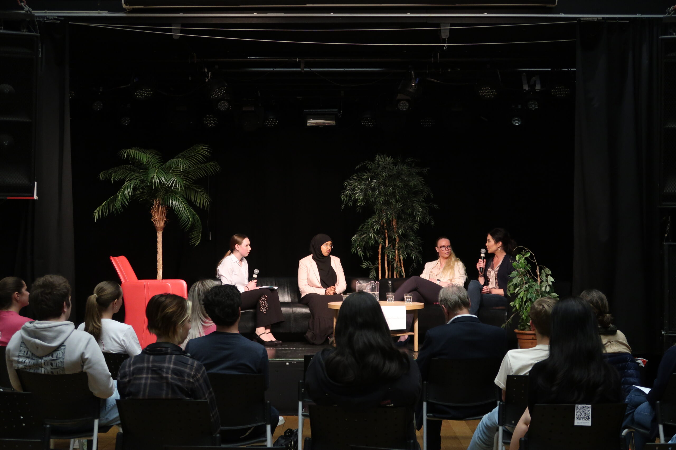 49163515-AFA4-4E42-A2EF-2FA9FE901DC6